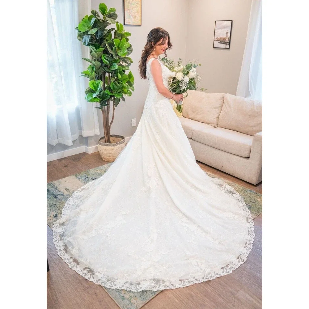 Pronovias Maggy Wedding Dress A Line Lace Bustle Size 4/6
